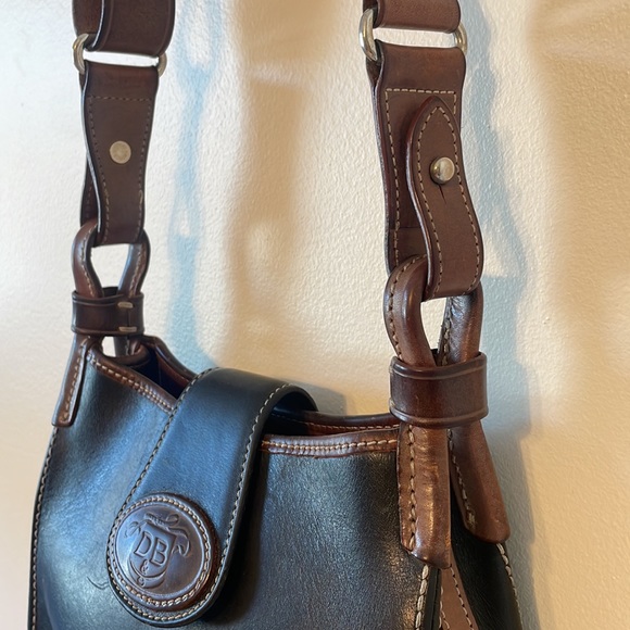 Vintage Dooney and Bourke Two- Toned Handbag Feedbag - Picture 5 of 13